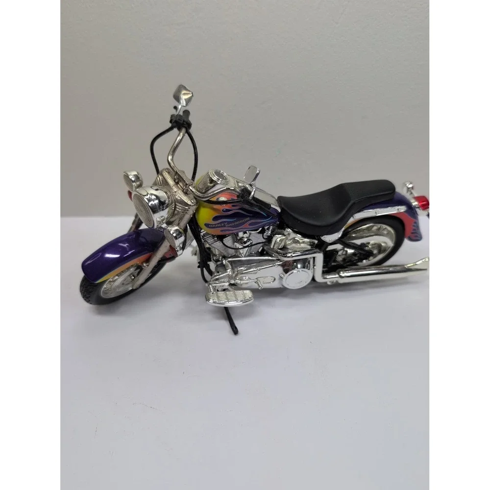 Hot Wheels Harley Davidson Die Cast 1/10 scale